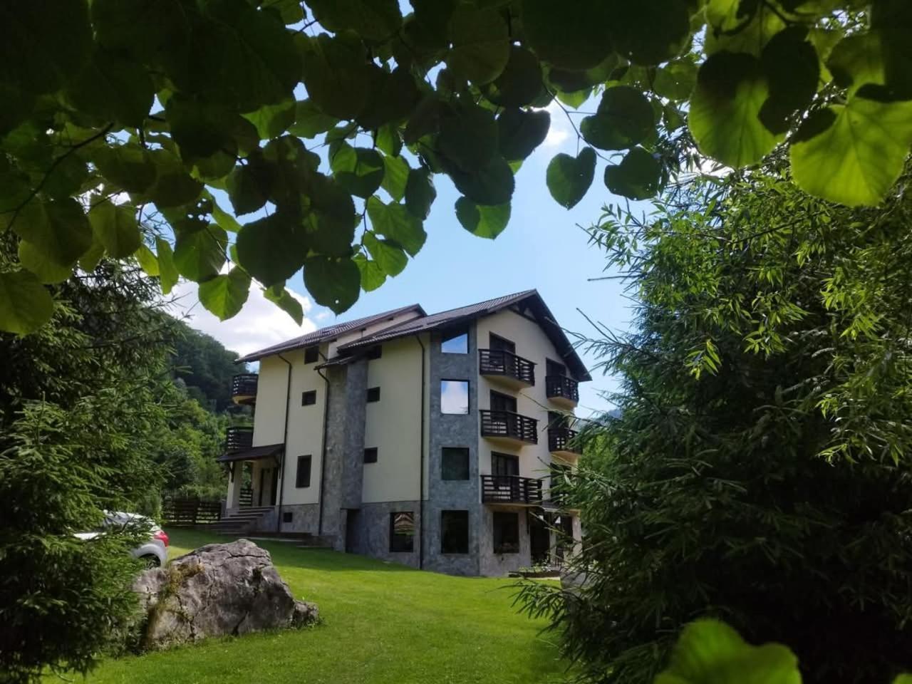 Casa Valea Cernei Hotel Isverna Exterior foto