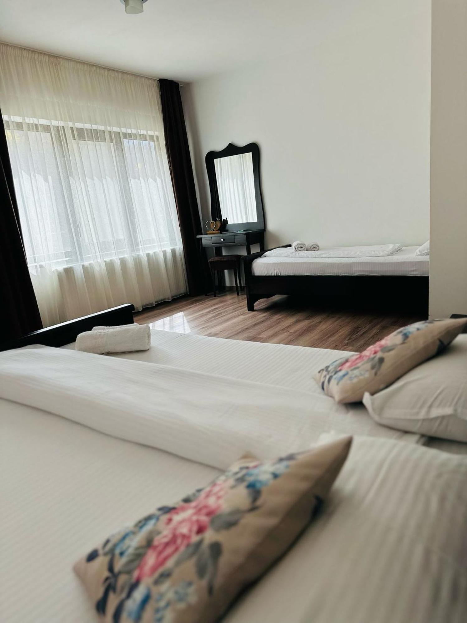 Casa Valea Cernei Hotel Isverna Quarto foto
